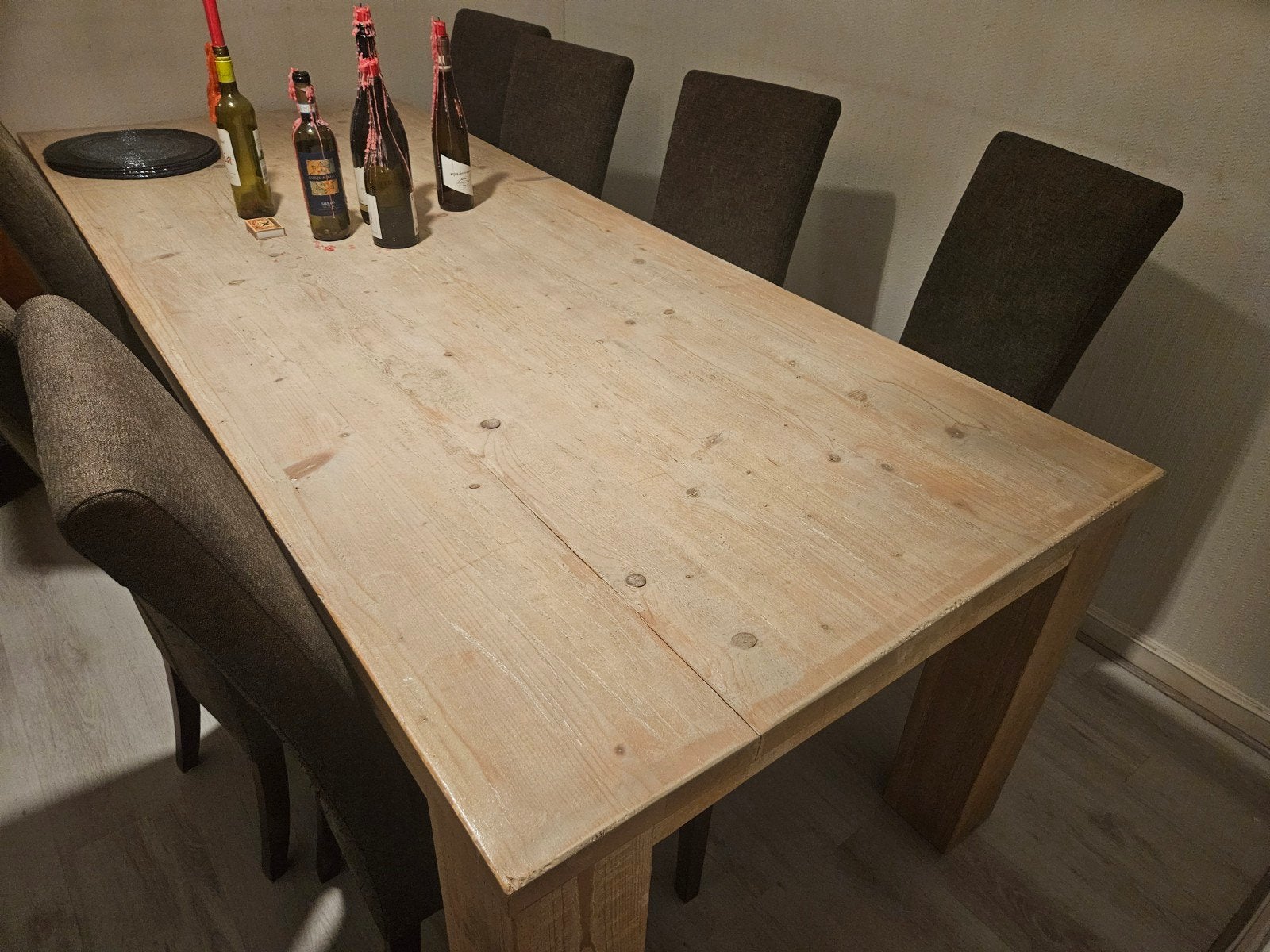 Robuuste houten eettafel met 8 stoelen, Ophalen, Gebruikt, Landelijke, rustieke stijl, 50 tot 100 cm