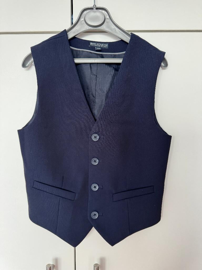 Donkerblauw gilet maat 128, C&A, Trui of Vest, Ophalen of Verzenden, Zo goed als nieuw