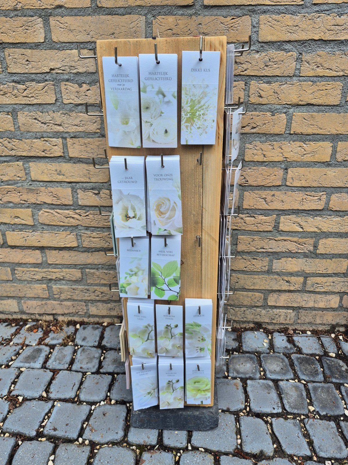 Bloemenkaartjes molen 62 vaks, Ophalen