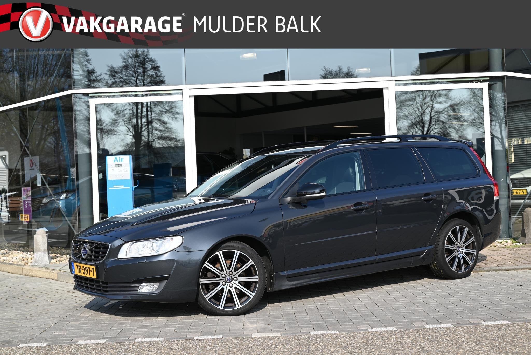 Volvo V70 2.0 T4 Dynamic Edition, 1556 kg, Gebruikt, 1969 cc, Handgeschakeld