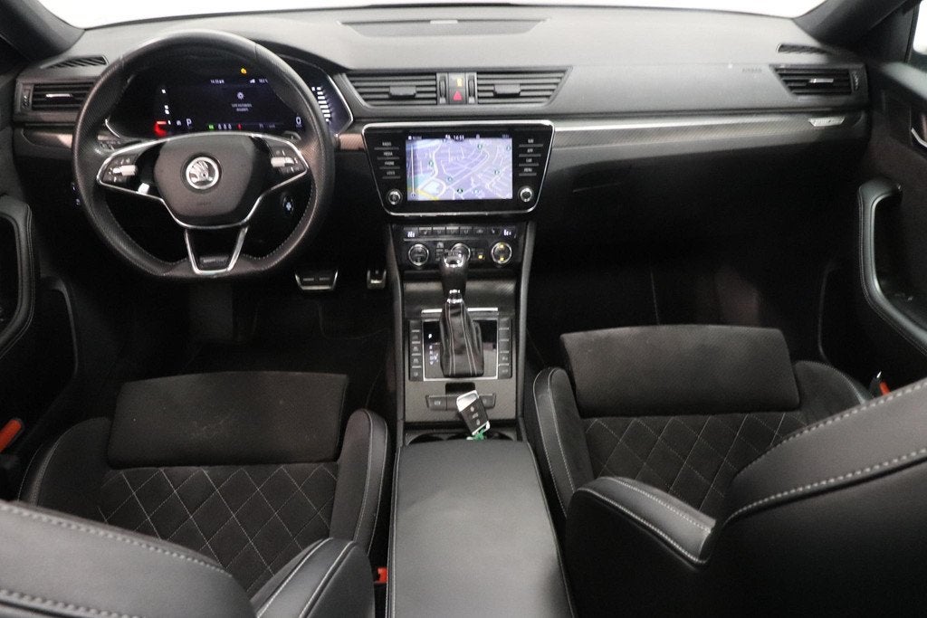 Skoda Superb Combi 1.4 TSI iV Sportline Business | Panoramad, Auto's, Skoda, Gebruikt, 4 cilinders, Met garantie (alle), Alcantara
