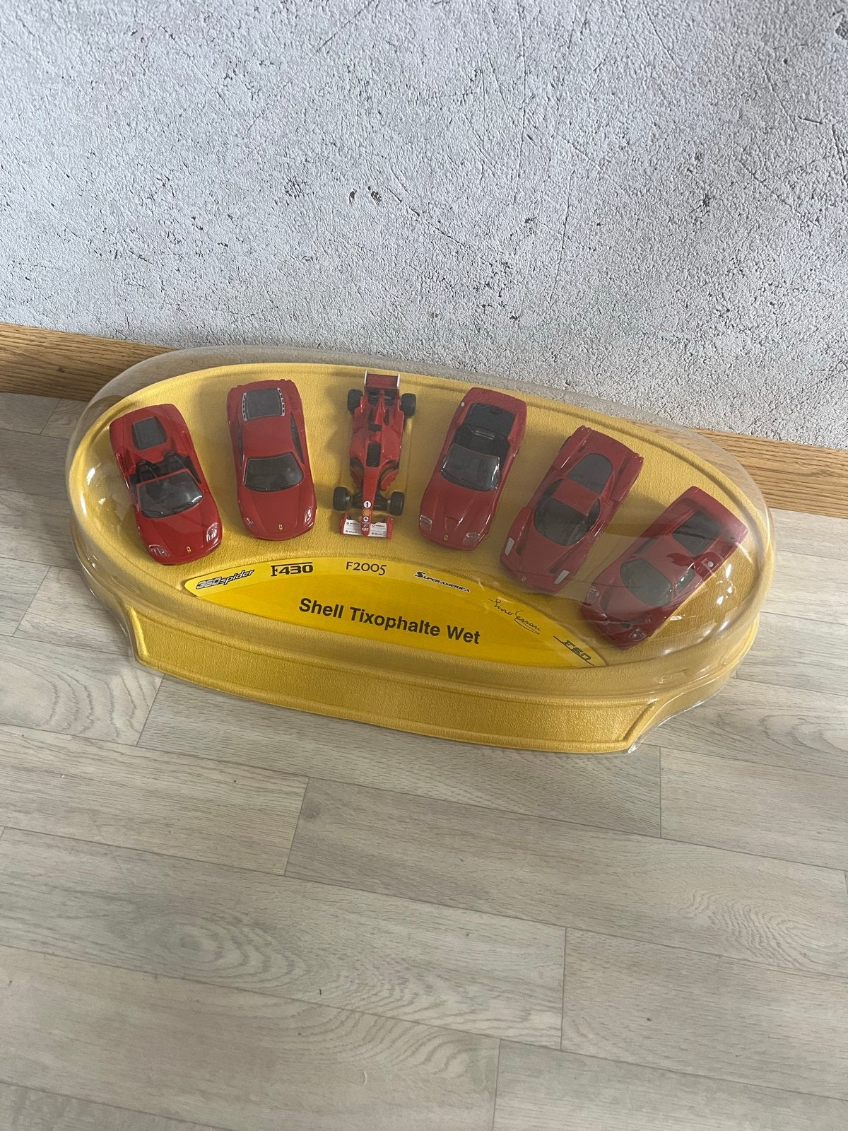 Shell Tixophalte Wet Ferrari modelauto's set, Ophalen of Verzenden, Zo goed als nieuw, Auto, Overige merken