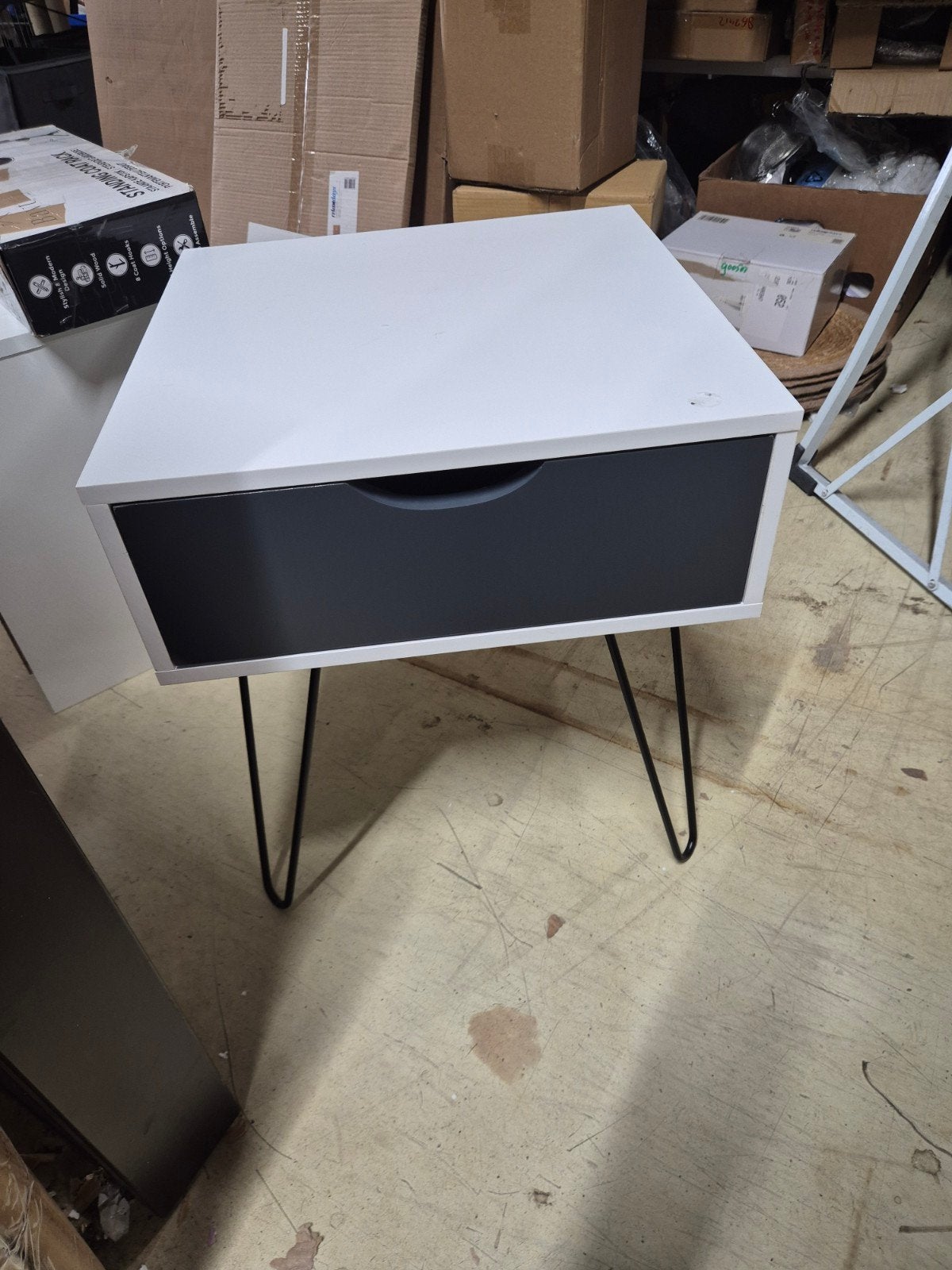 nachtkastje nieuw, Ophalen of Verzenden, Nieuw, Minder dan 45 cm, Minder dan 55 cm