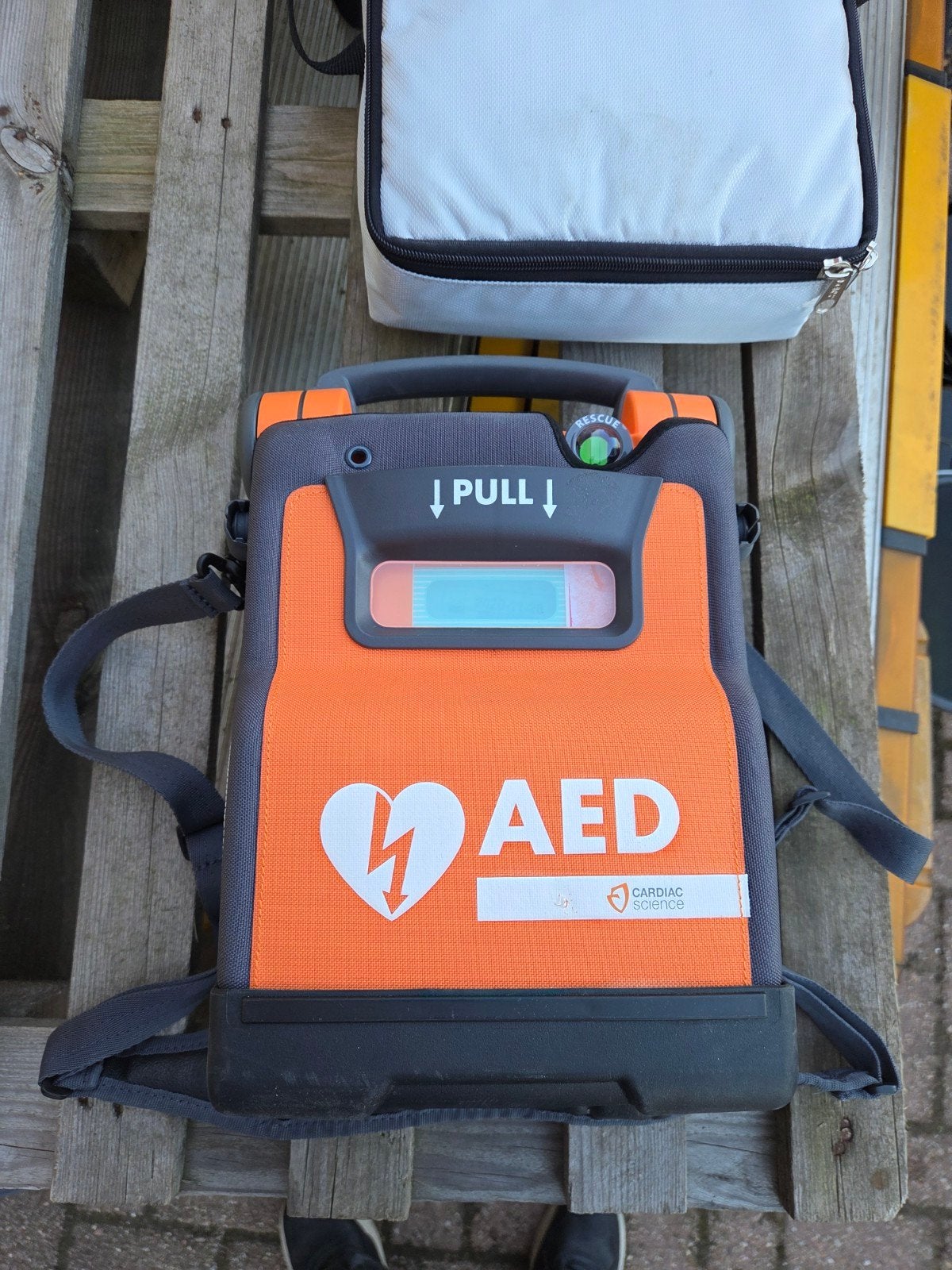 2x Cardiac Science G5 AED in tas EHBO BHV defibrillator bls, Gebruikt, Ophalen of Verzenden, ., .