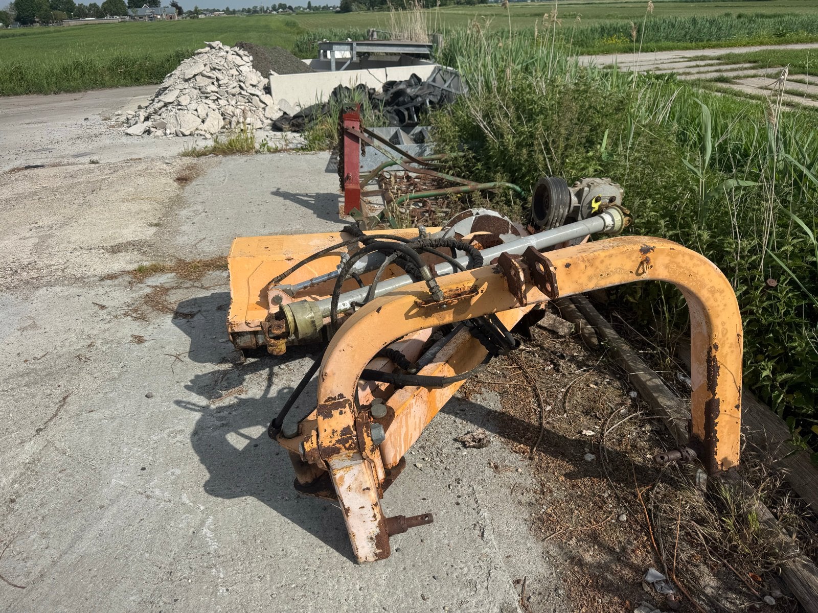 Knegt klepelmaaier met hydraulische zijverstelling, Ophalen of Verzenden, Akkerbouw, Weidebouw