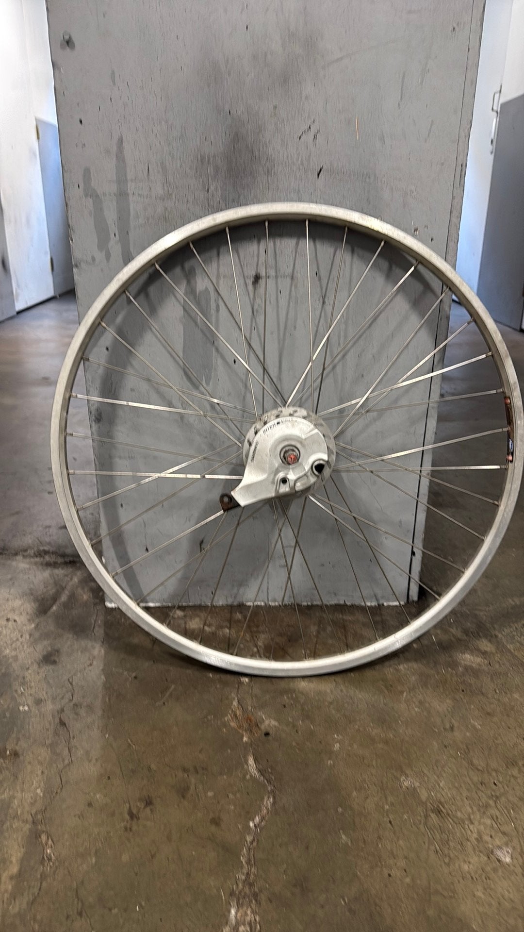28 inch velg met nexus 8 naafversnellingen, Gebruikt, Aluminium, Stadsfiets, Ophalen