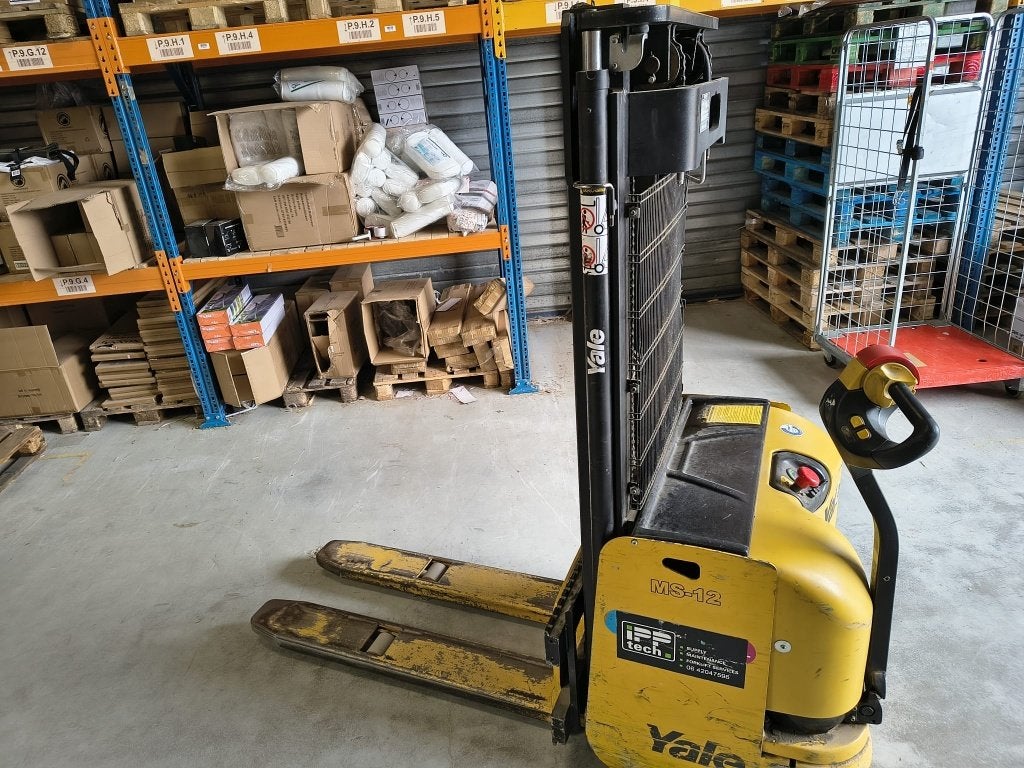 Yale MS12-4328 stapelaar, Ophalen, Stapelaar, Postadres (EMEA / Europa) Centennial House, Building 4.5 Frimley Business Park Frimley, Surrey GU16 7SG Verenigd Koninkrijk