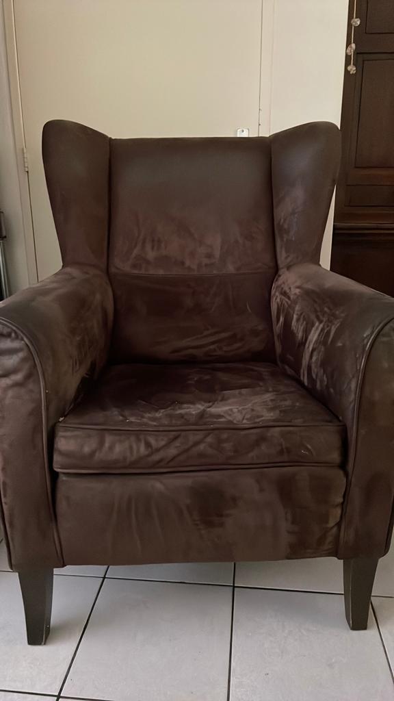 Bruine fauteuil ( evt 2 stuks), Huis en Inrichting, Fauteuils, Ophalen, Gebruikt, 75 tot 100 cm, 50 tot 75 cm