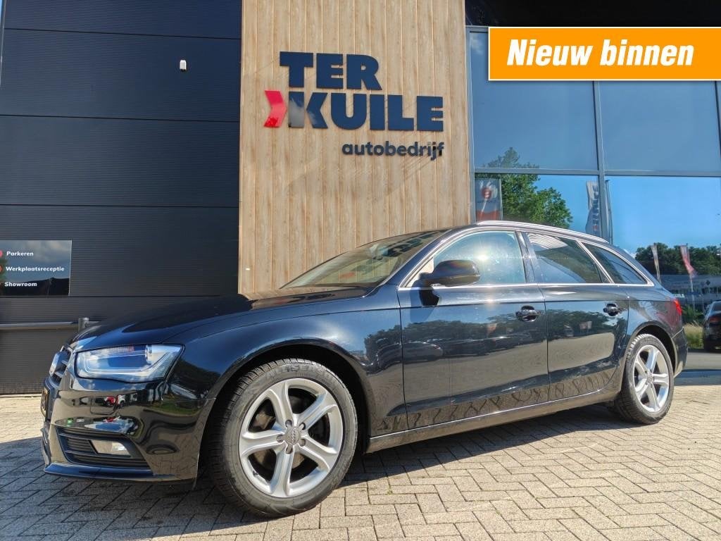 Audi A4 1.8 TFSI 2013 Automaat Leder int! BUSINESS ED, Auto's, Automaat, Euro 5, Gebruikt, LED verlichting