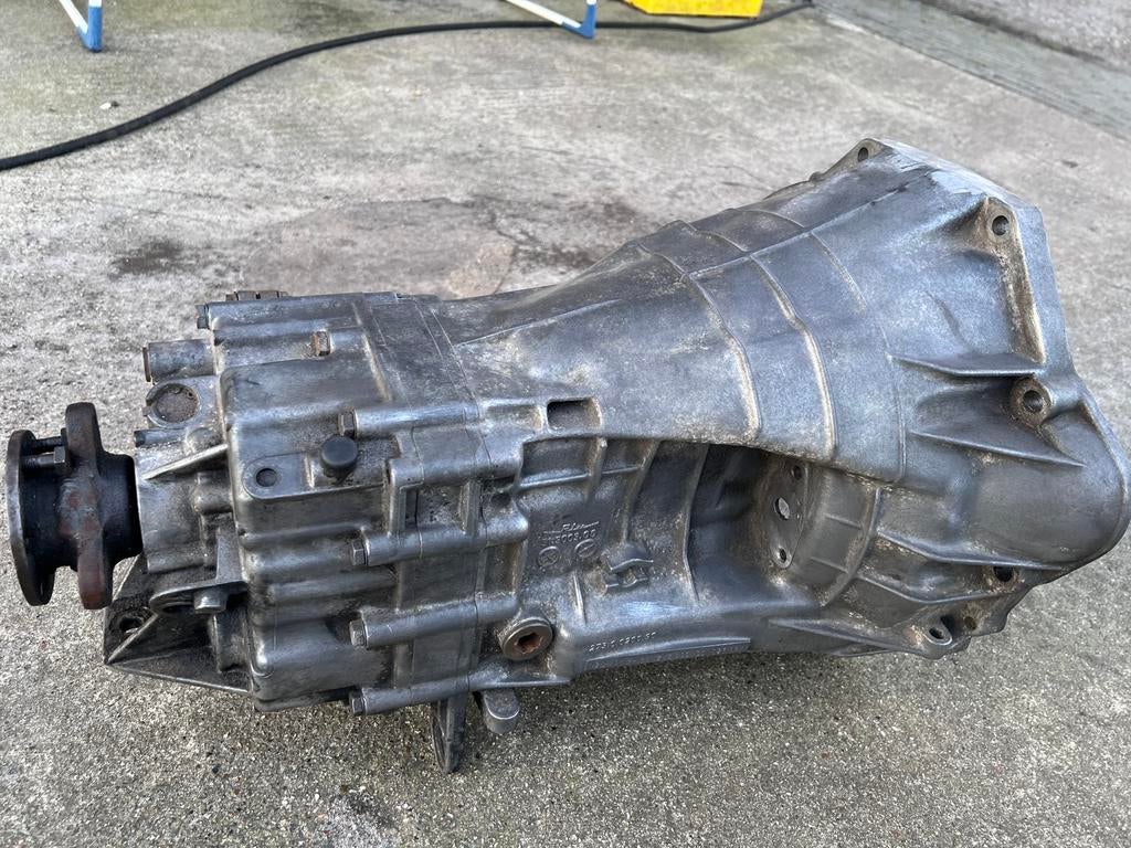 717.400 versnellingsbak w123 200/240/300d, Ophalen, Gebruikt, Mercedes-Benz