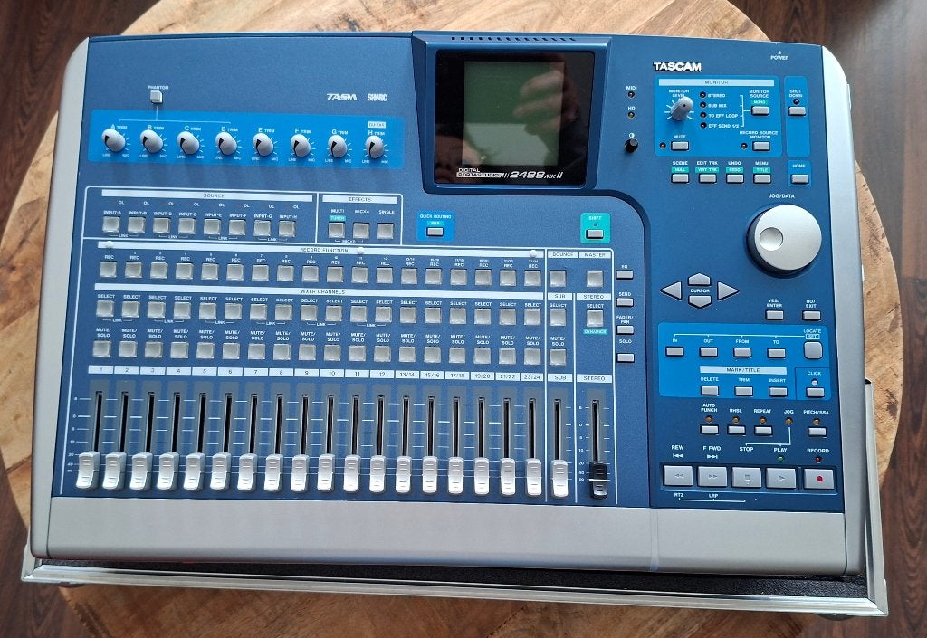 Tascam 2488 MK II portastudio, Ophalen, Zo goed als nieuw, 20 kanalen of meer, Microfooningang