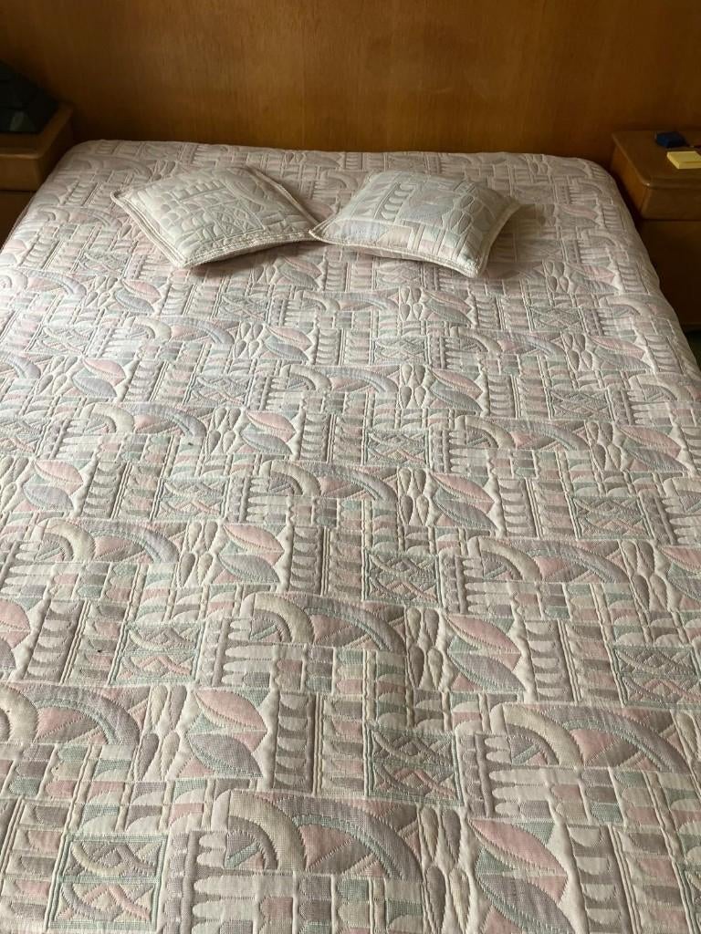 Vintage Tweepersoons beddensprei, Huis en Inrichting, Slaapkamer | Beddengoed, Ophalen of Verzenden, Gebruikt, Tweepersoons, Overige typen