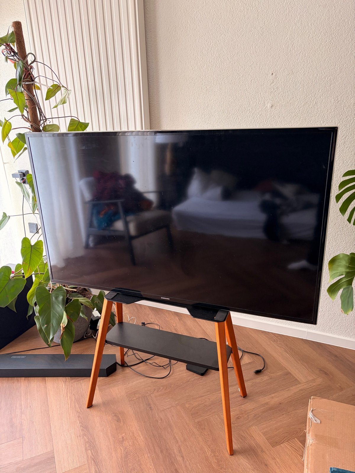 Samsung 55 inch TV met standaard (zonder afstandsbediening), Ophalen, Gebruikt, 100 cm of meer, Samsung