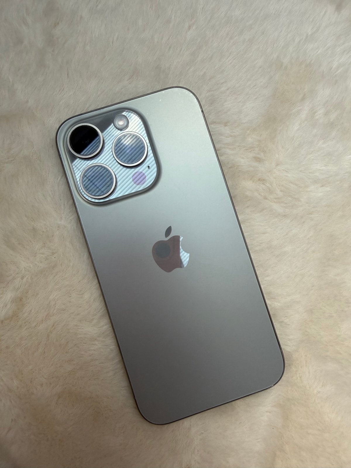 iPhone 15 Pro Zilver 256GB - 80% Batterijconditie, Telecommunicatie, Mobiele telefoons | Apple iPhone, Gebruikt, Zonder simlock
