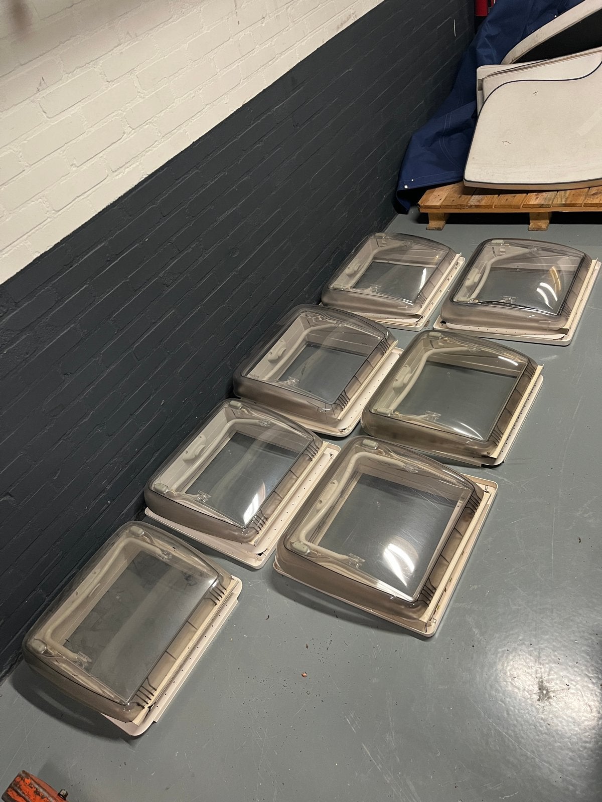 Diverse Dometic Mini Heki 40/40 Dakluiken - Gebruikt, Ophalen, Gebruikt