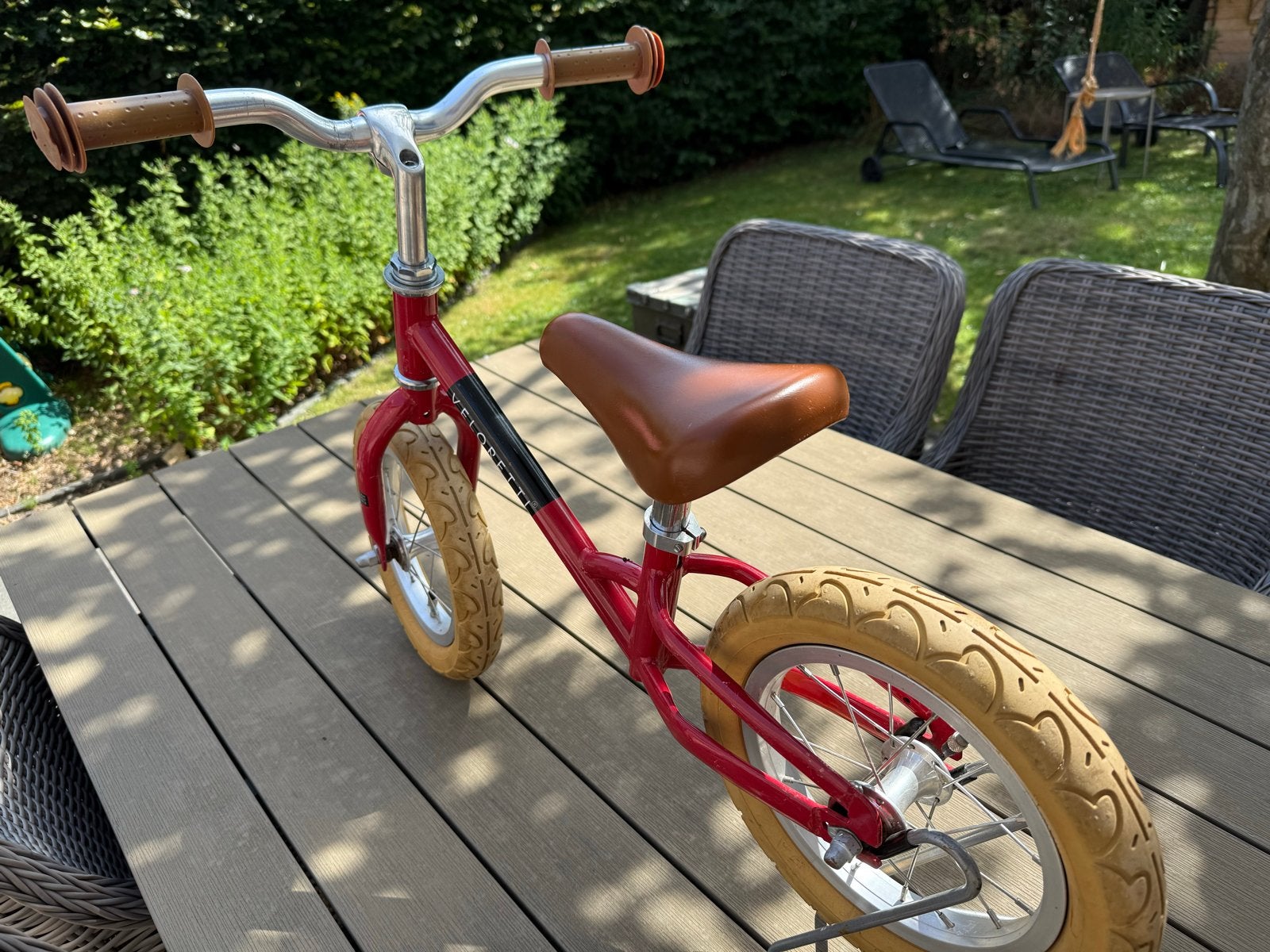 Veloretti loopfiets rood - gebruikt in prima staat!, Fietsen en Brommers, Ophalen, Zo goed als nieuw, Minder dan 16 inch