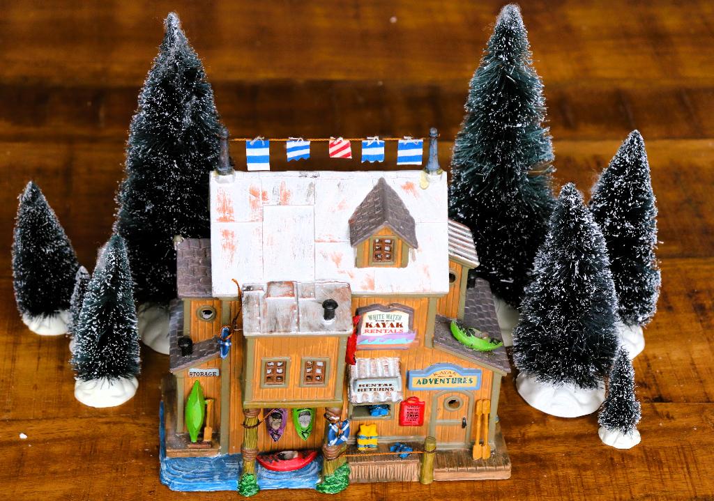 Lemax kersthuisjes, Diversen, Kerst, Ophalen of Verzenden, Gebruikt