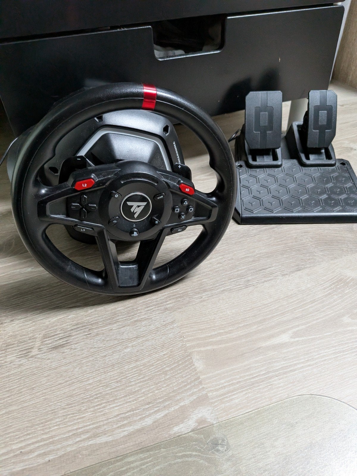 Thrustmaster T128 racestuur met pedalen voor PlayStation, Ophalen, Zo goed als nieuw, Stuur of Pedalen, PlayStation 4