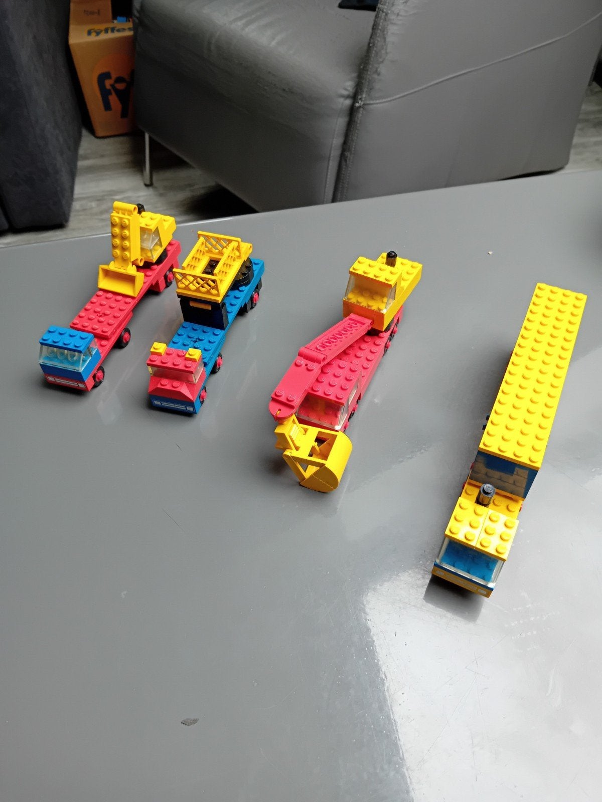 Vintage lego vrachtauto's. Lego 649.  . 655. 688  689.   694, Ophalen of Verzenden, Gebruikt