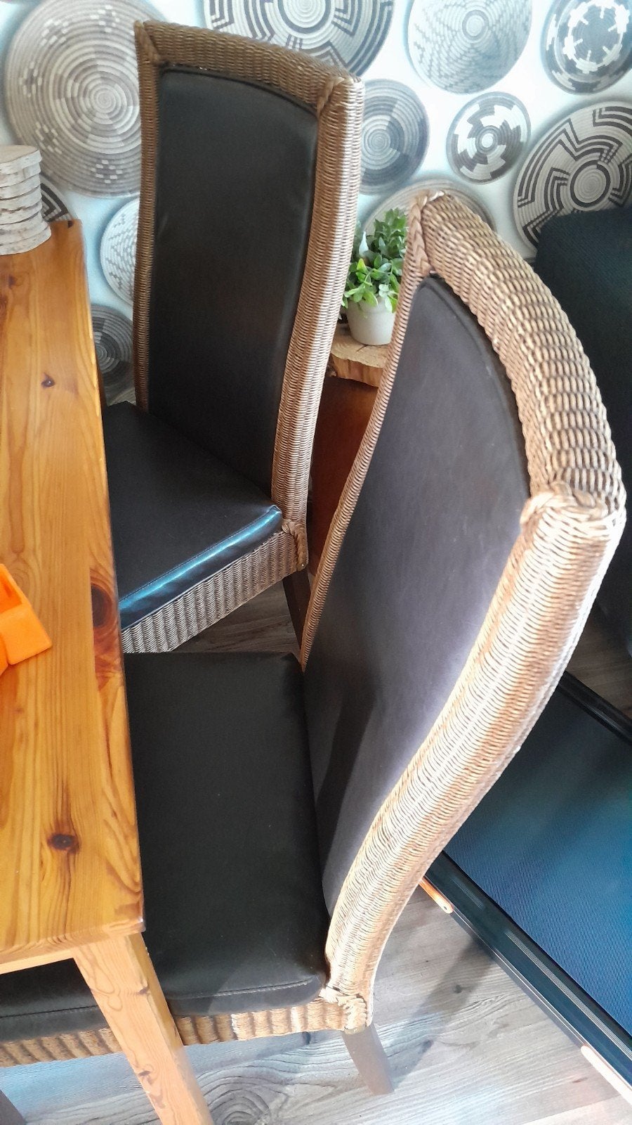 4 Eethoek stoelen met leren zitting, Huis en Inrichting, Ophalen, Gebruikt, Bruin, Leer