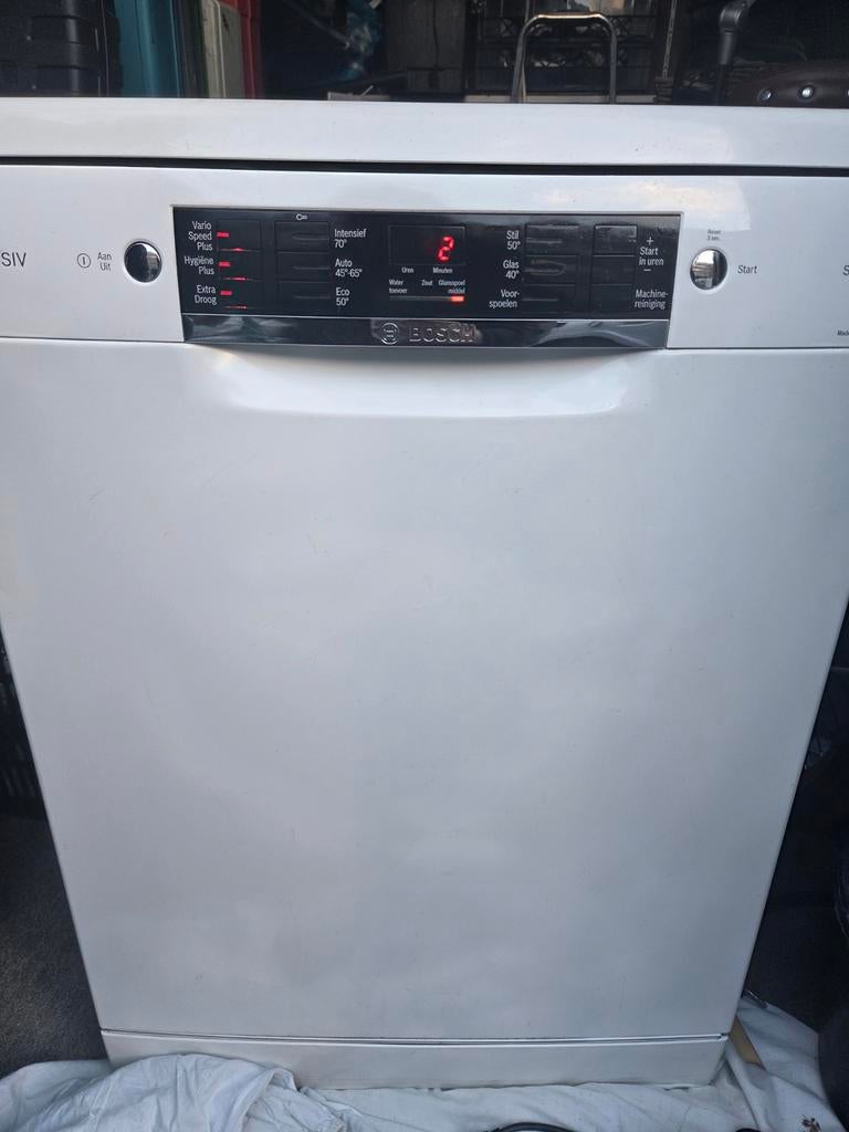 BOSCH vrijstaande vaatwasser serie 4 GRATIS BEZORGING!, Ophalen of Verzenden, Zo goed als nieuw, 85 tot 90 cm