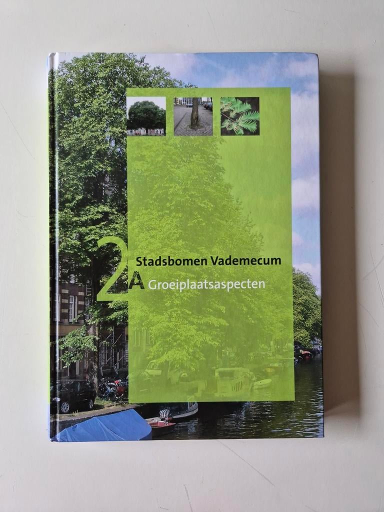 Stadsbomen Vademecum 2A: Groeiplaatsaspecten, Boeken, Ophalen of Verzenden, Zo goed als nieuw, IPC Groene Ruimte, Tuinieren en Tuinplanten