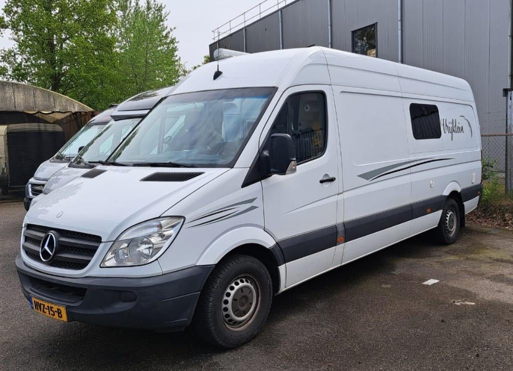 Mercedes Sprinter automaat  Enkele bedden165 pk Inbouw 2025., Caravans en Kamperen, Chemisch toilet, Buscamper of Camperbus, Luifel