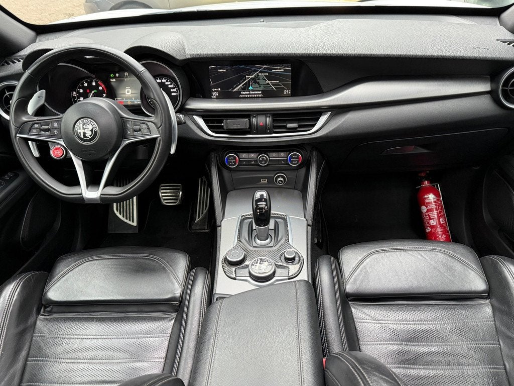 Alfa Romeo STELVIO 2.0 T AWD B-Tech l Pano l VDOH l Volleder, Auto's, Alfa Romeo, Wit, Leder, Bedrijf, Vierwielaandrijving