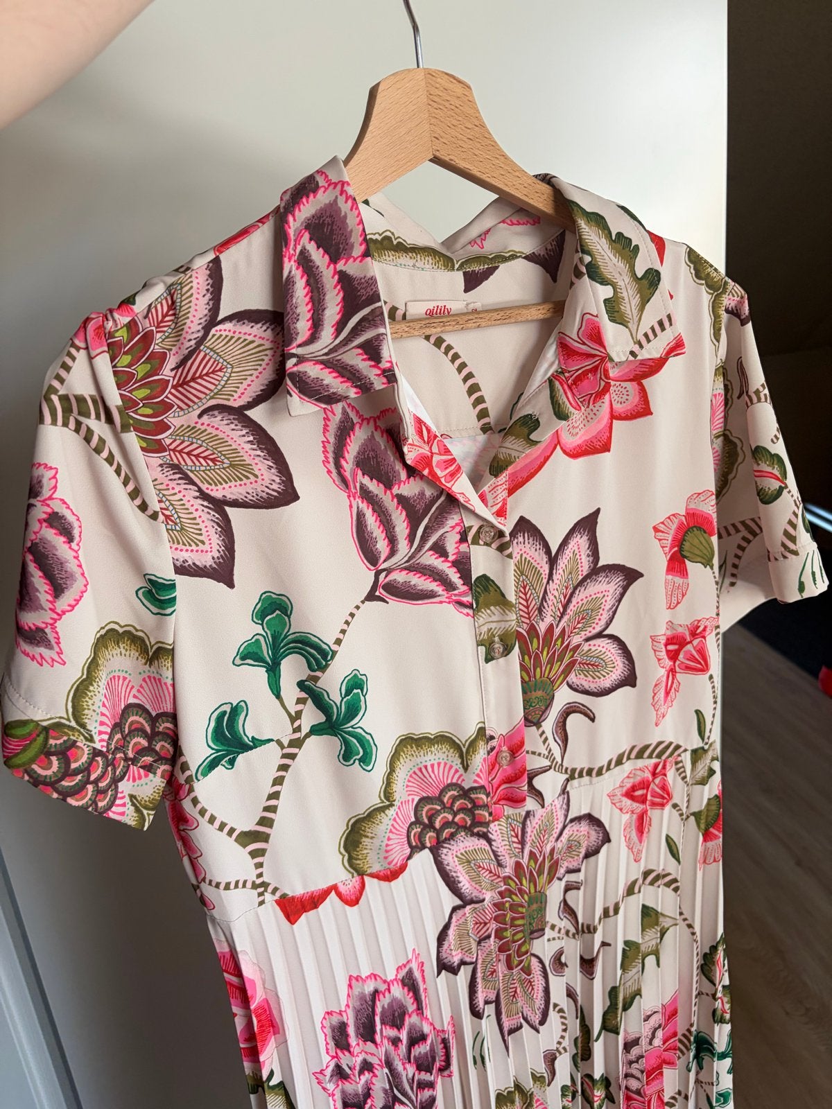 Oilily plissé jurk met bloemenprint, maat 42, Beige, Maat 42/44 (L), Nieuw, Ophalen of Verzenden