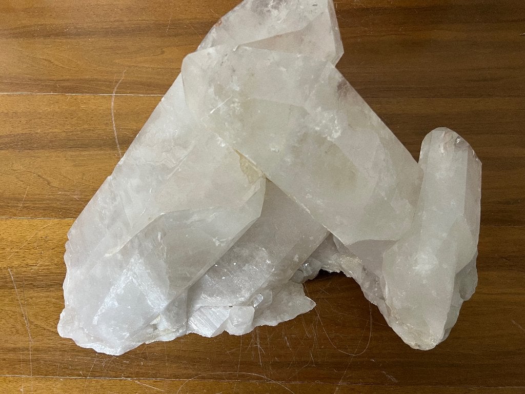 Prachtig robust Bergkristal cluster (6) grote heldere punten, Ophalen of Verzenden, Mineraal