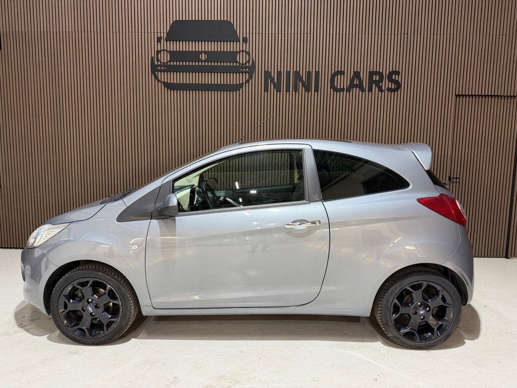 Ford Ka 1.2 Titanium X start/stop/Pano/pdc/Clima/stuurwielbe, Voorwielaandrijving, Euro 5, Gebruikt, 1242 cc