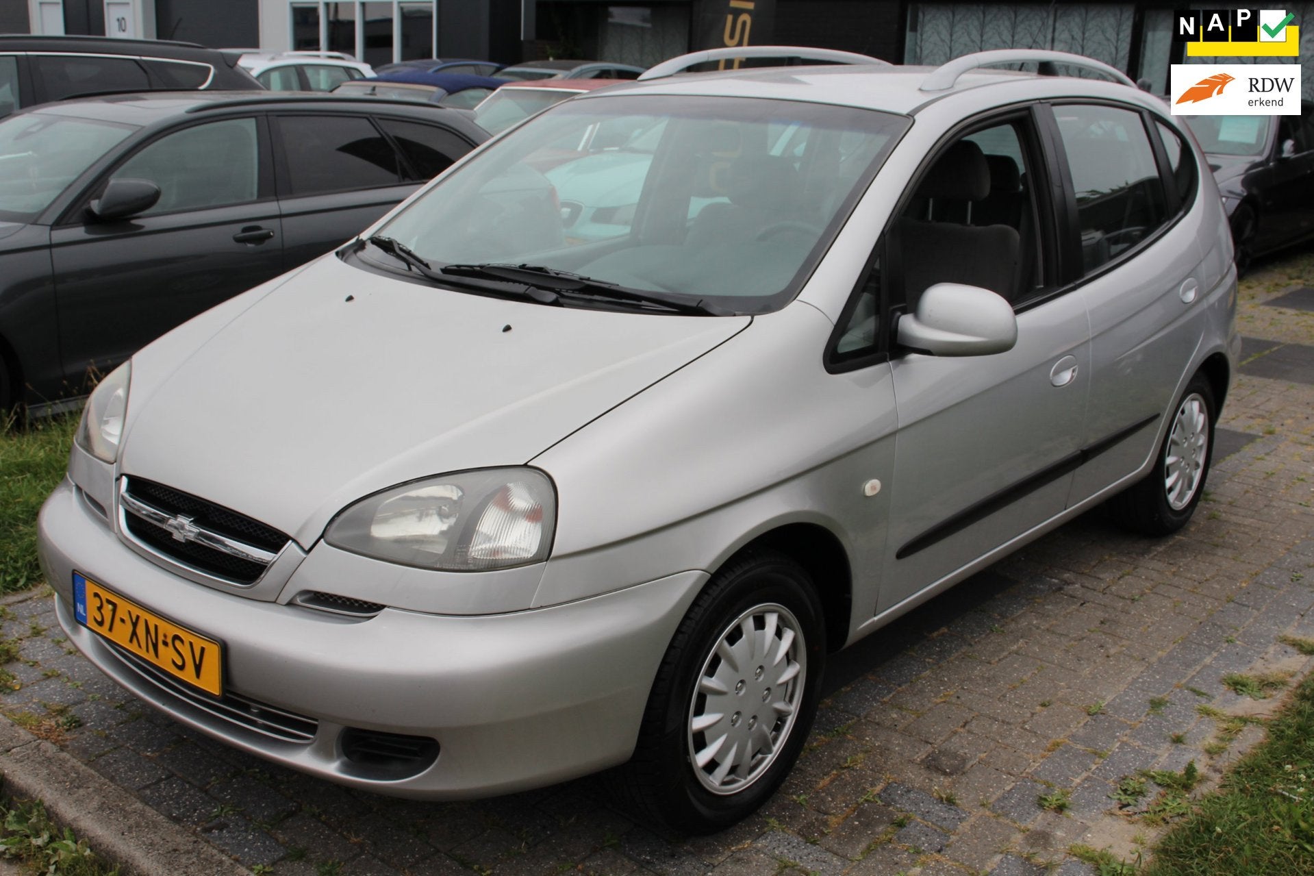 Chevrolet Tacuma 1.6-16V Spirit Airco 88.000km NAP! APK mei, Auto's, Chevrolet, Stof, Gebruikt, Zwart, Origineel Nederlands