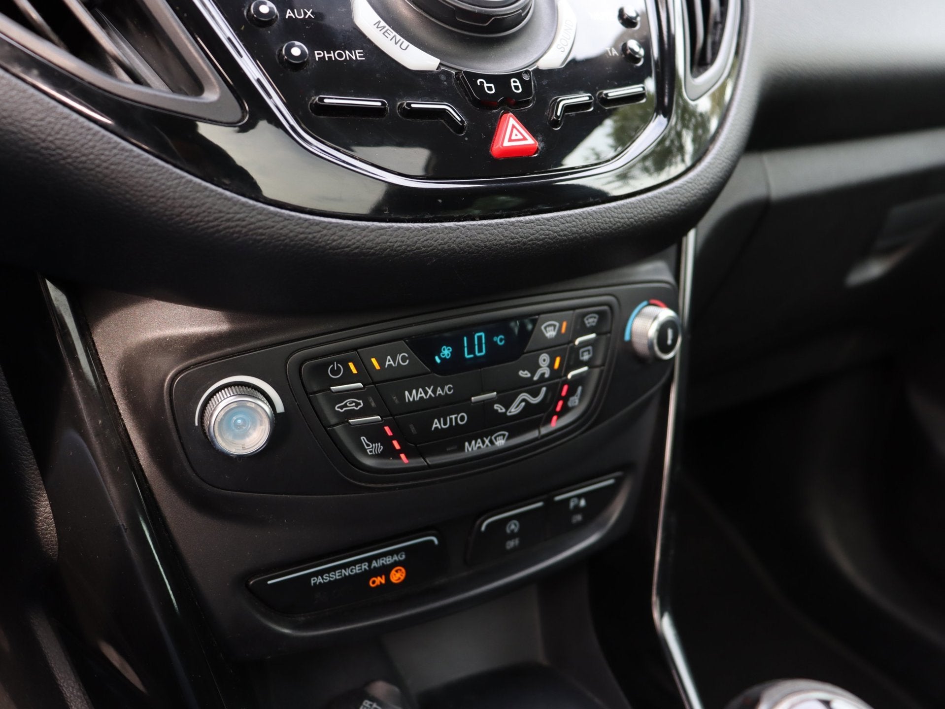 Foto 16 van Ford B-Max 1.0 EcoBoost Titanium navi LM airco