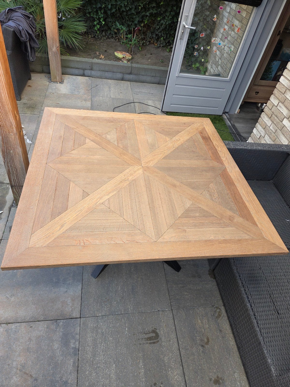 eettafel en salontafel