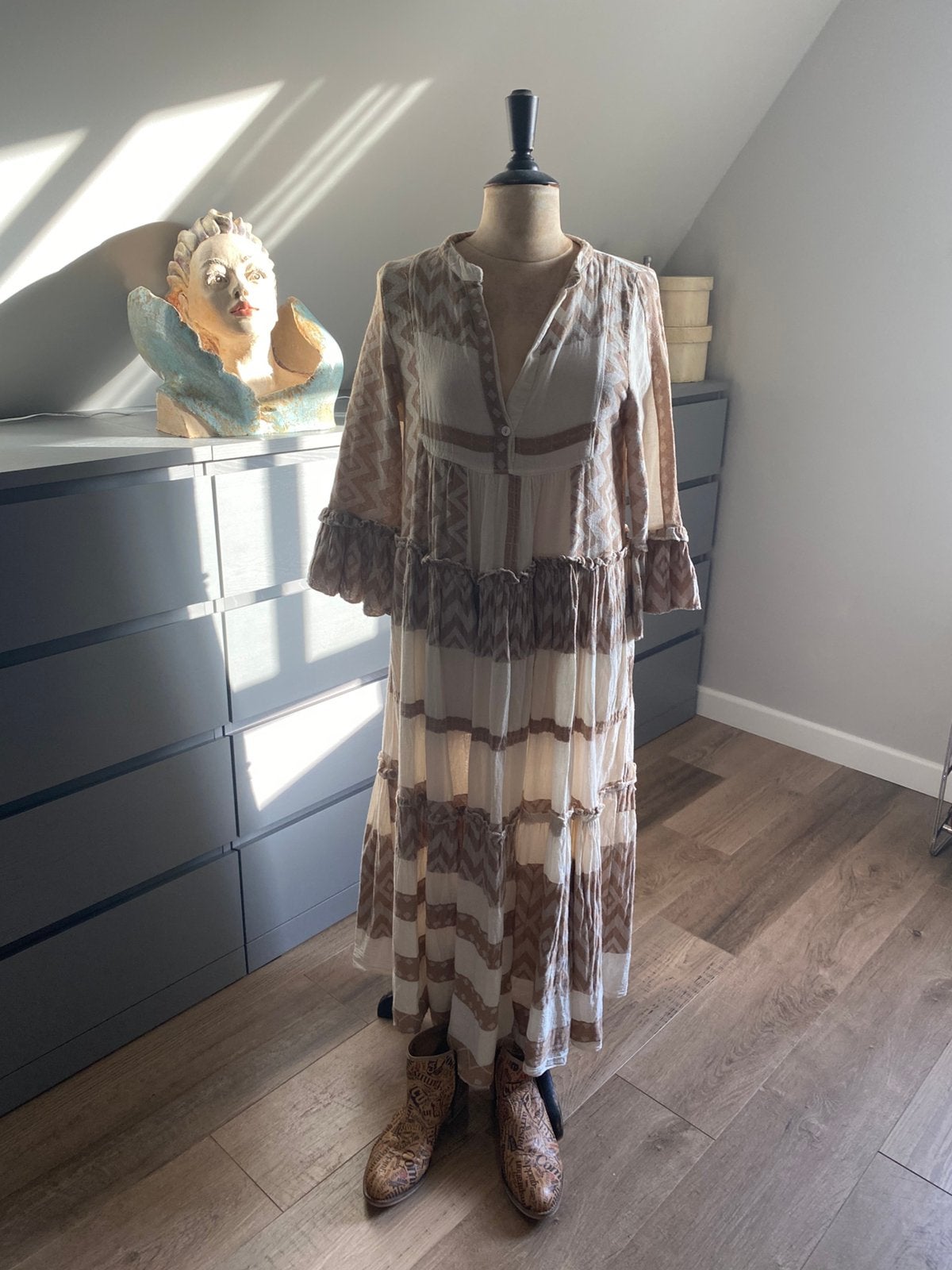 Maxi Dress ibiza style maat M, Kleding | Dames, Maat 38/40 (M), Beige, Ophalen of Verzenden, Zo goed als nieuw