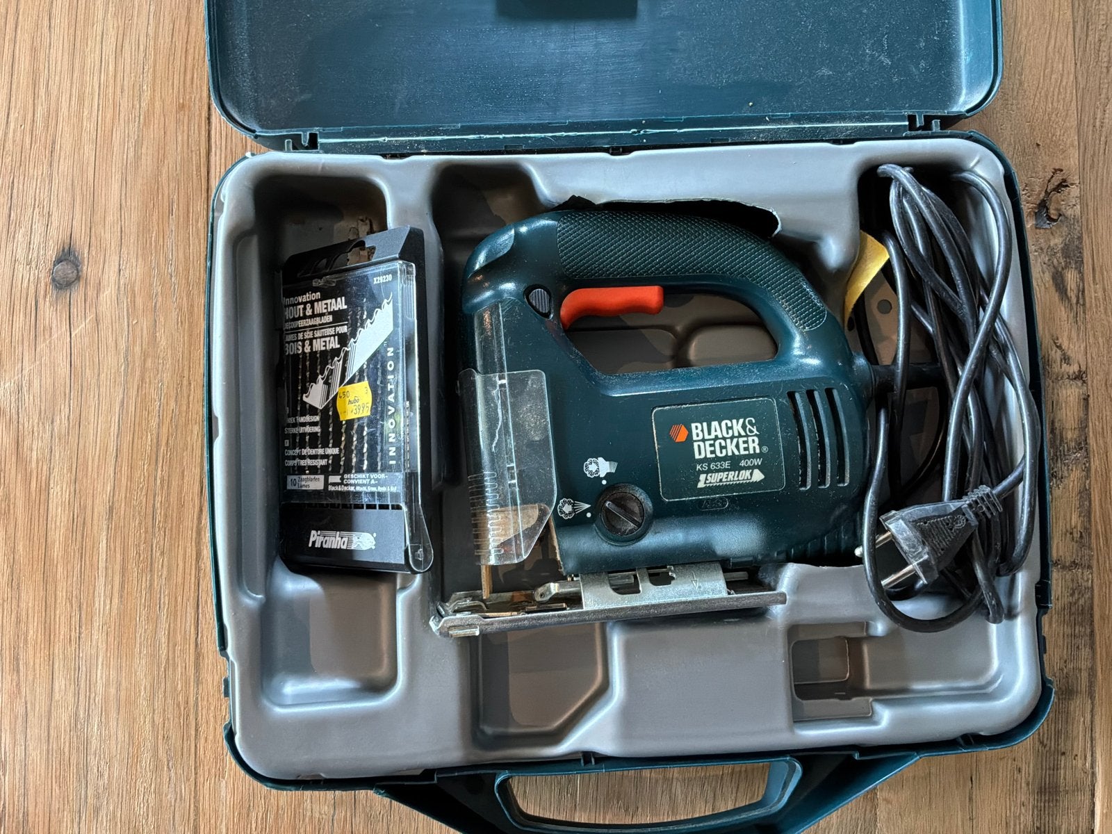 Black & Decker KS 633E 400W Decoupeerzaag met koffer, Gebruikt, Decoupeerzaag, Ophalen of Verzenden, 30 tot 70 mm