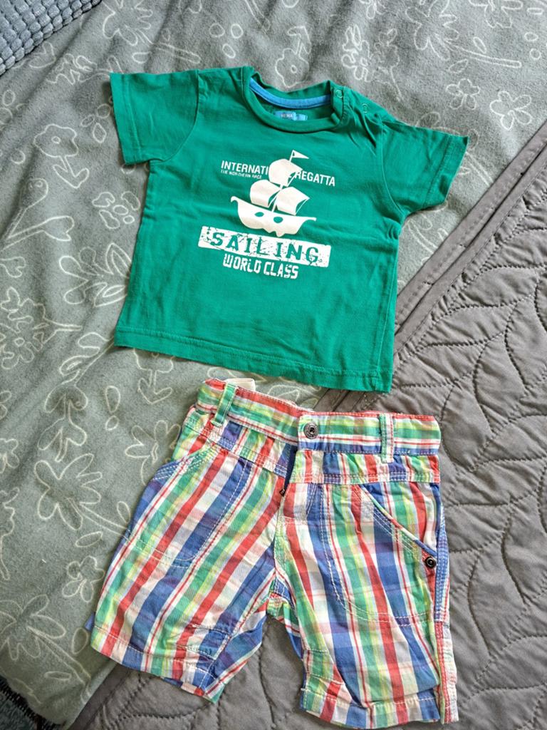 Jongens setje Hema maat 74 - T-shirt en korte broek, Kinderen en Baby's, Babykleding | Maat 68, Gebruikt, Ophalen of Verzenden