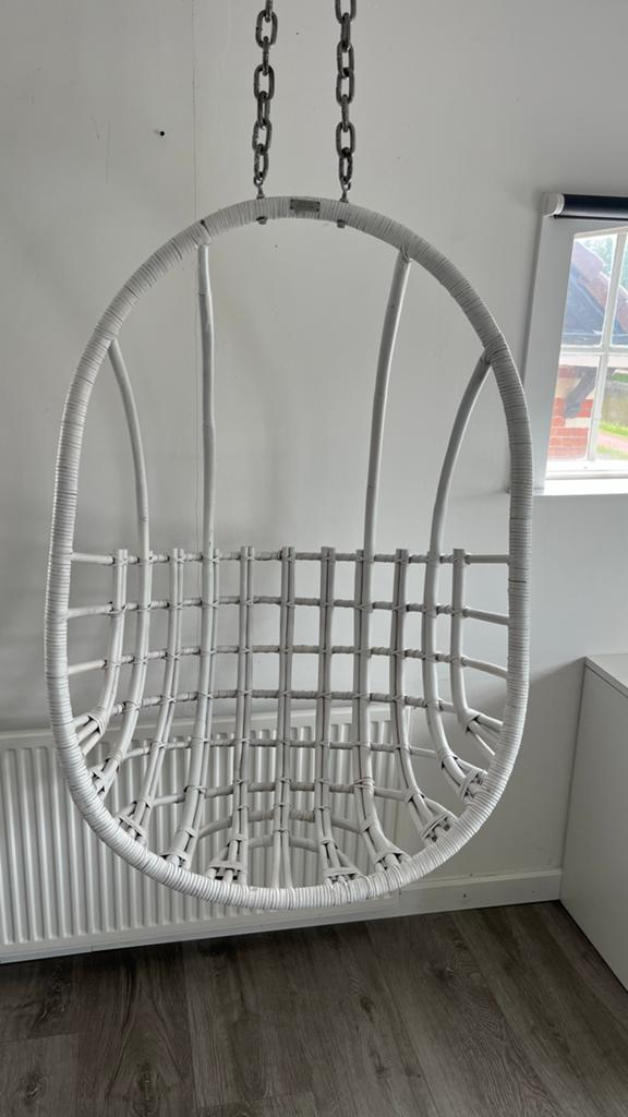 Sissy Boy Hangstoel - Wit Rotan, Ophalen, Wit, Riet of Rotan, Zo goed als nieuw