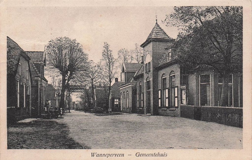 702-112-047 Wanneperveen Gemeentehuis, Verzenden, Voor 1920, Overijssel