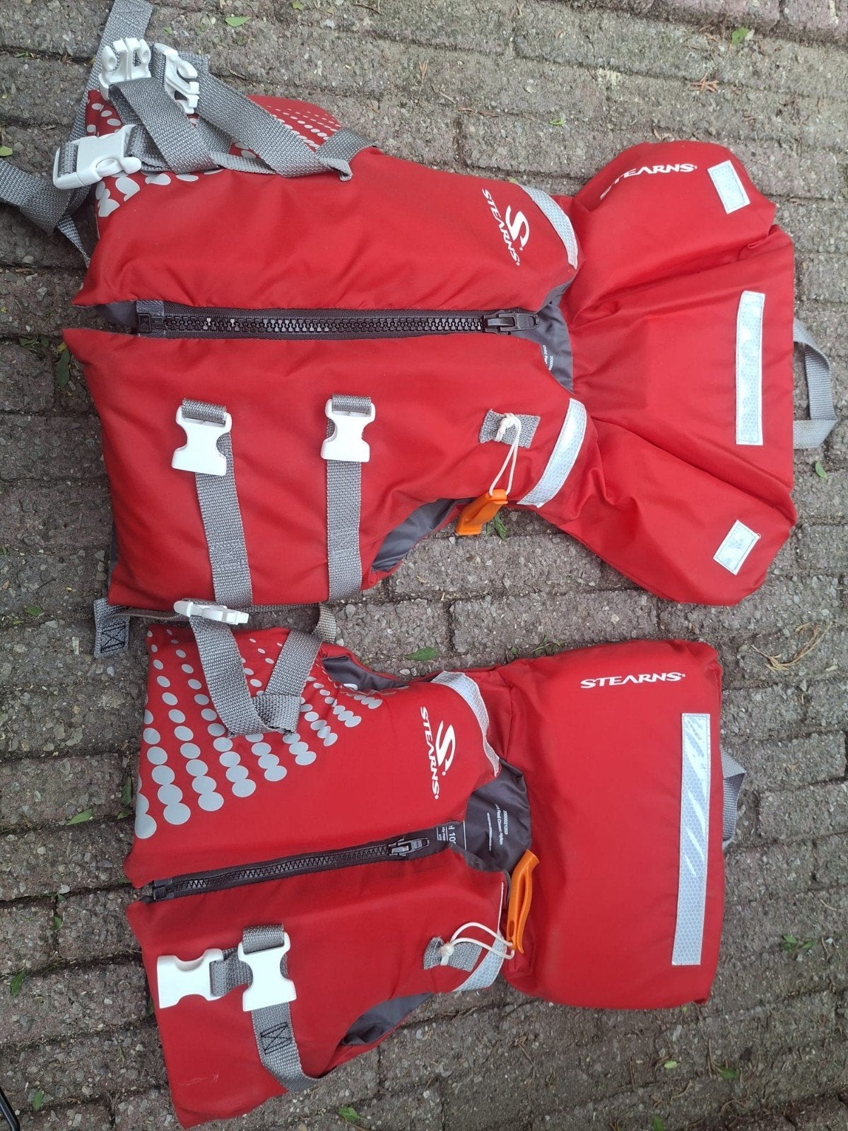 2 reddingsvesten voor kinderen (15-30 kg), Ophalen, Zo goed als nieuw, Overige typen