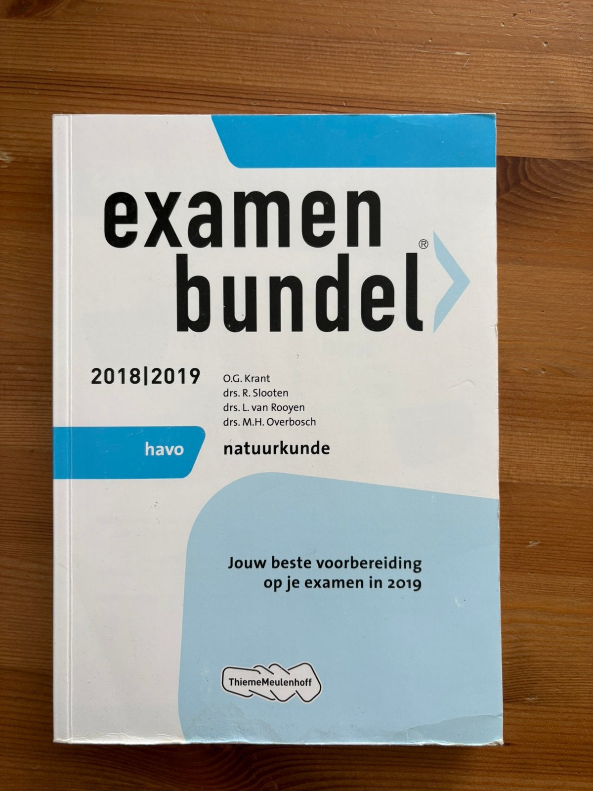 Examenbundel Havo Natuurkunde, HAVO, Ophalen of Verzenden, Zo goed als nieuw, L. van Rooyen; O.G. Krant; M.H. Overbosch; R. Slooten