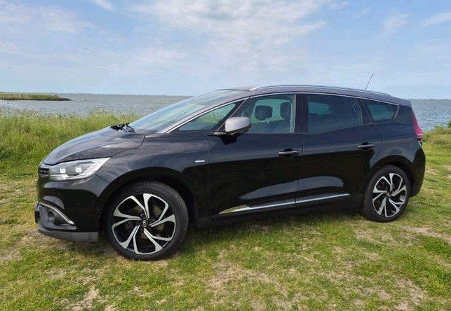 Renault Grand Scenic Zwart BOSE panoramadak, trekhaak, Voorwielaandrijving, Zwart, 4 cilinders, 1850 kg