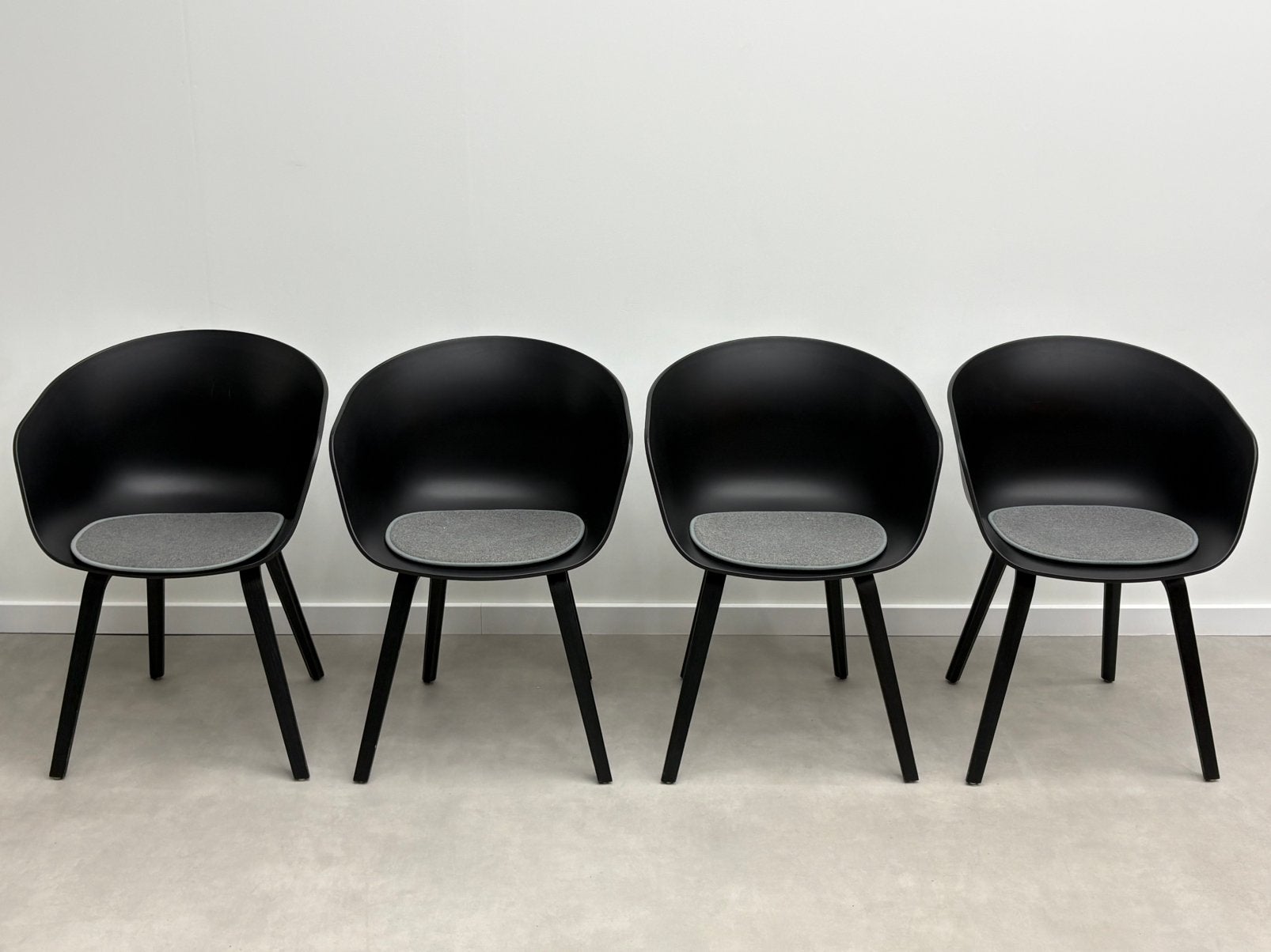 4 x Hay AAC22 stoelen, Ophalen, Zo goed als nieuw