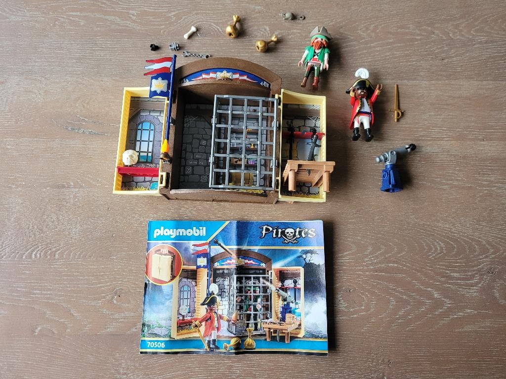 Playmobil Pirates speelbox 70506 + Piraat 9075 zgan compleet, Ophalen of Verzenden, Zo goed als nieuw, Complete set