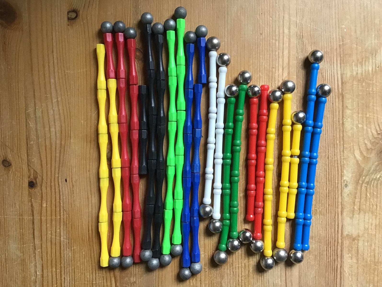 Magnetisch speelgoed.    Staafjes en balletjes., Ophalen of Verzenden, Zo goed als nieuw