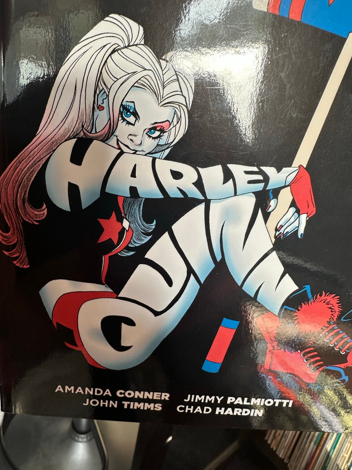Harley Quinn Vol. 1: Hot in the City - DC Comics, Eén stripboek, Ophalen of Verzenden, Zo goed als nieuw