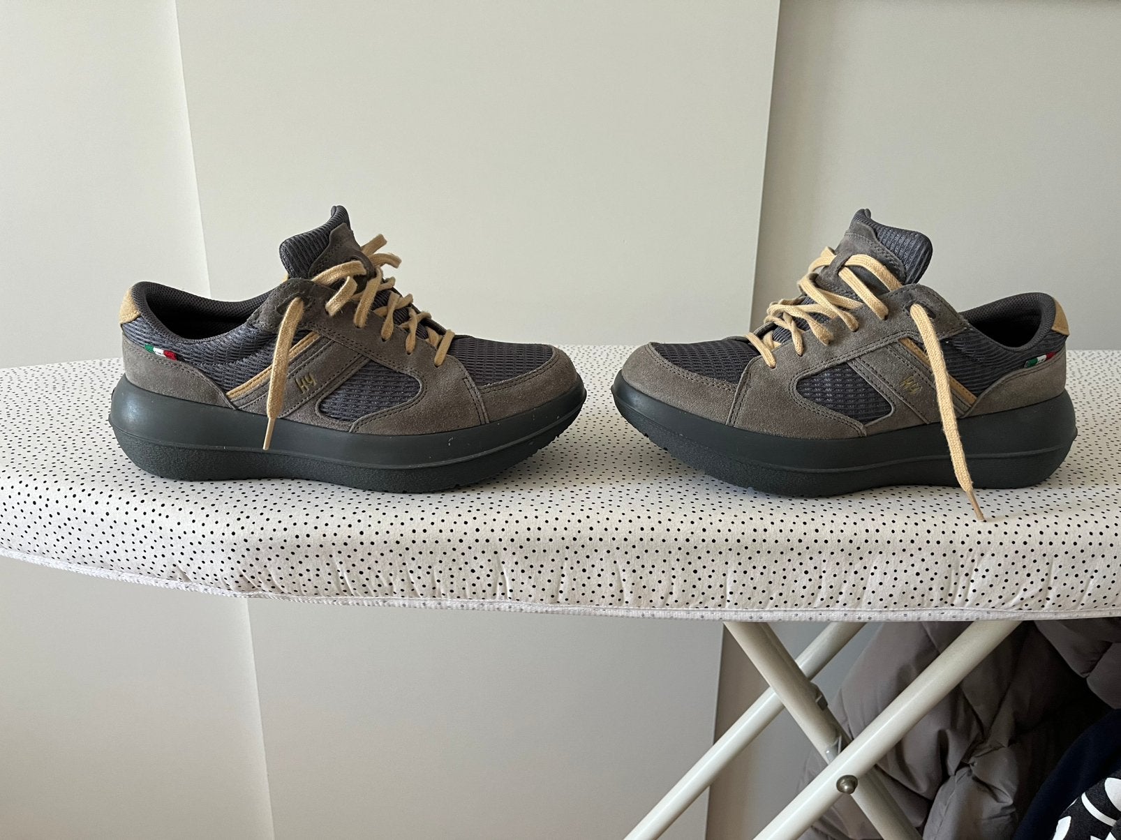 Kybun schoenen Airolo Antraciet maat 40 1/3, Ophalen of Verzenden, Zo goed als nieuw, Grijs, Sneakers of Gympen