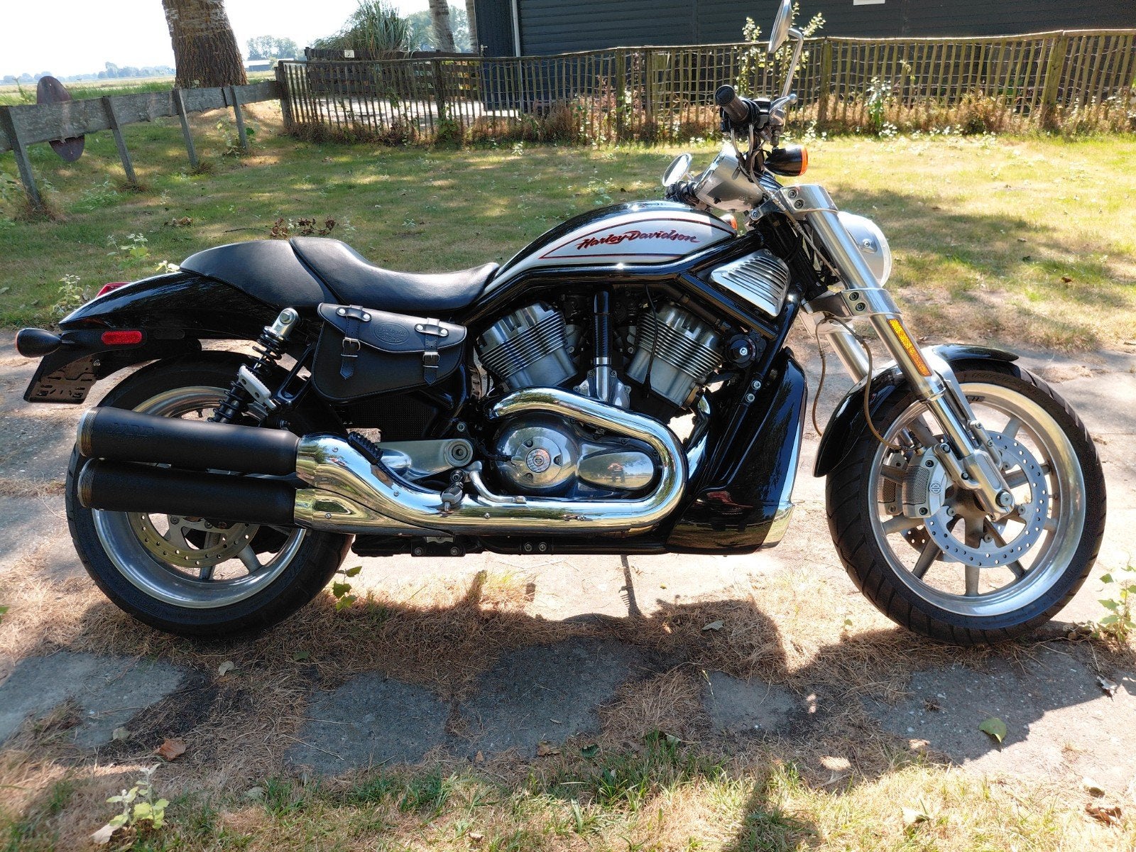 V Rod VRSCR 2005 als nieuw ! en hele nette Bobber 1340 evo, Motoren, Motoren | Harley-Davidson, Particulier, Chopper