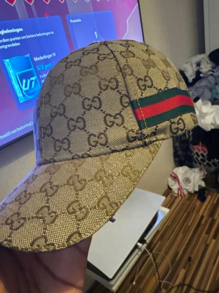 Gucci pet, Ophalen of Verzenden, Zo goed als nieuw, One size fits all, Pet