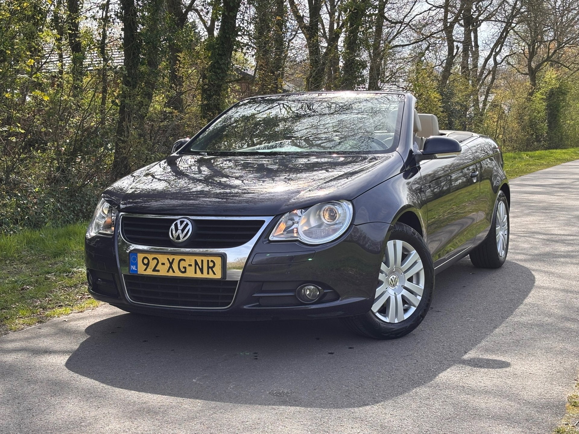 Volkswagen Eos 2.0-16v FSI | Airco + Cruise control + Cabrio, Voorwielaandrijving, Gebruikt, Automatische klimaatregeling, 4 cilinders